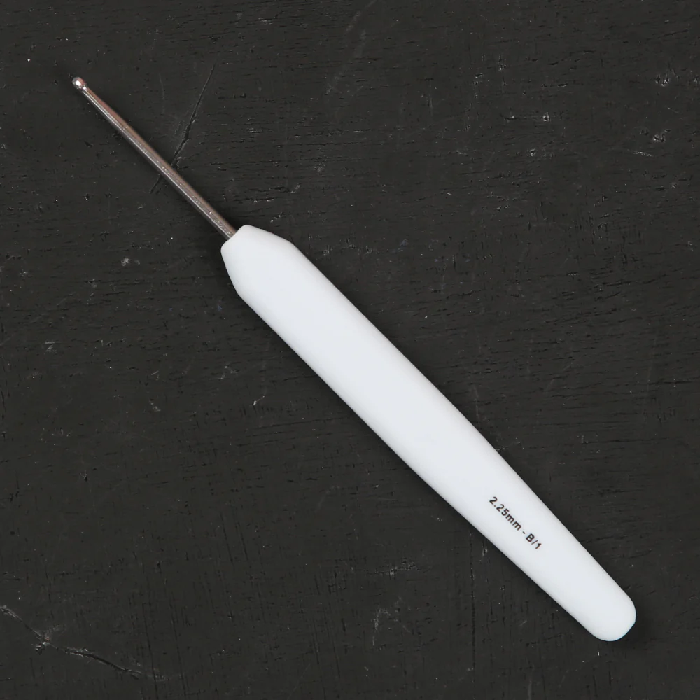 KnitPro Waves 2.25mm Grey Soft Handle Crochet Hook - 30902 - Image 2