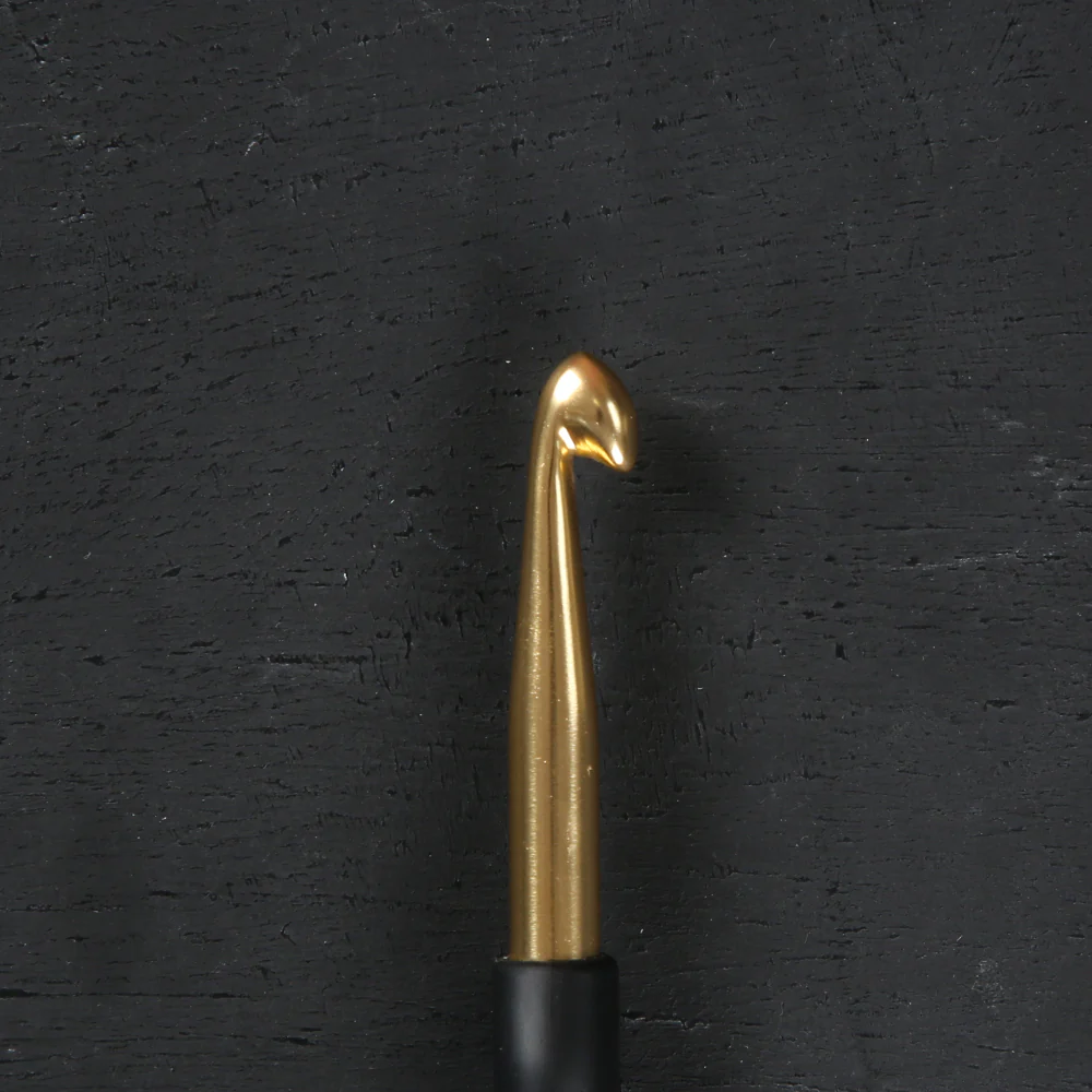 KnitPro Aluminum Gold 6mm Crochet Hook, Black - 30809 - Image 3