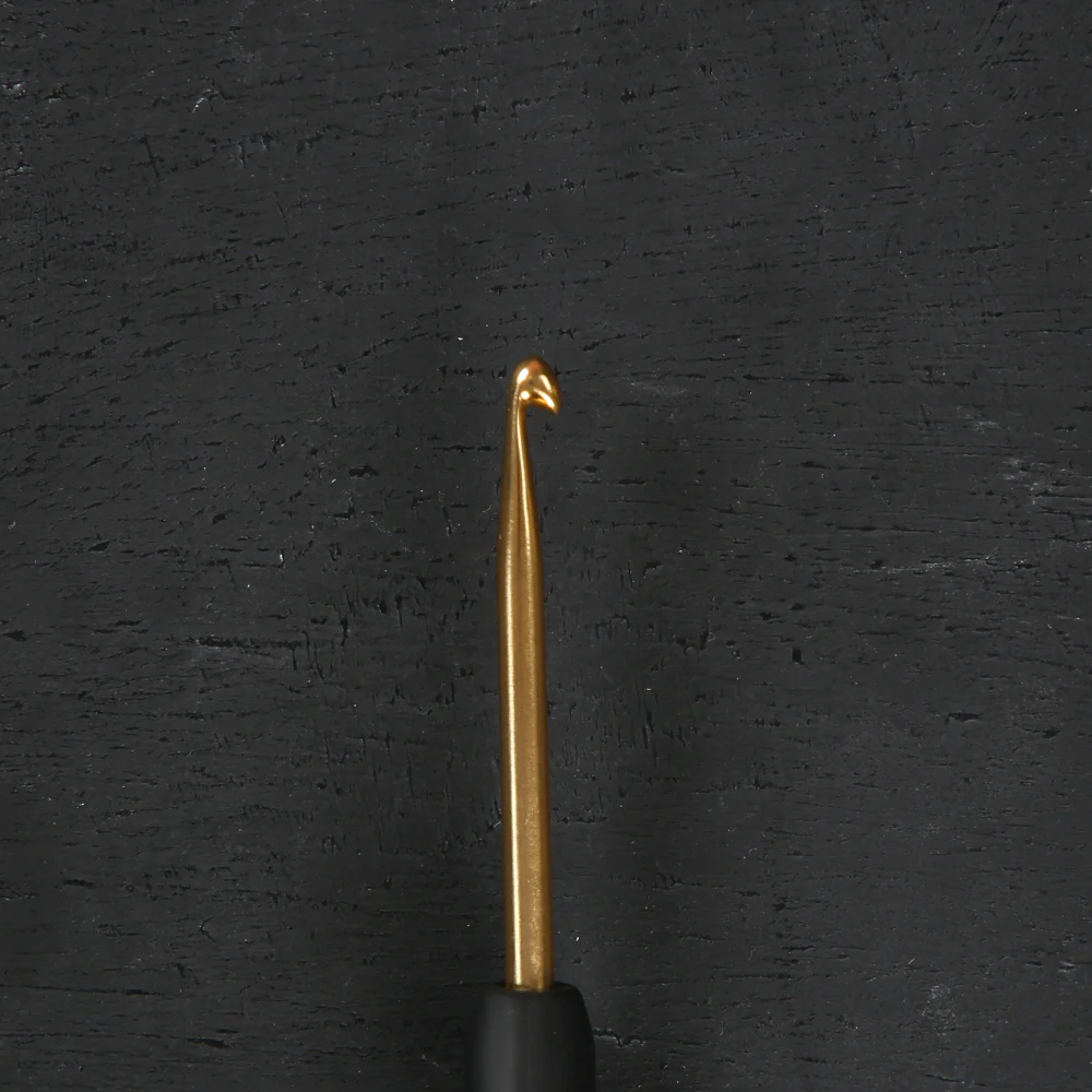 KnitPro Aluminum Gold 3mm Crochet Hook, Black - 30803 - Image 3