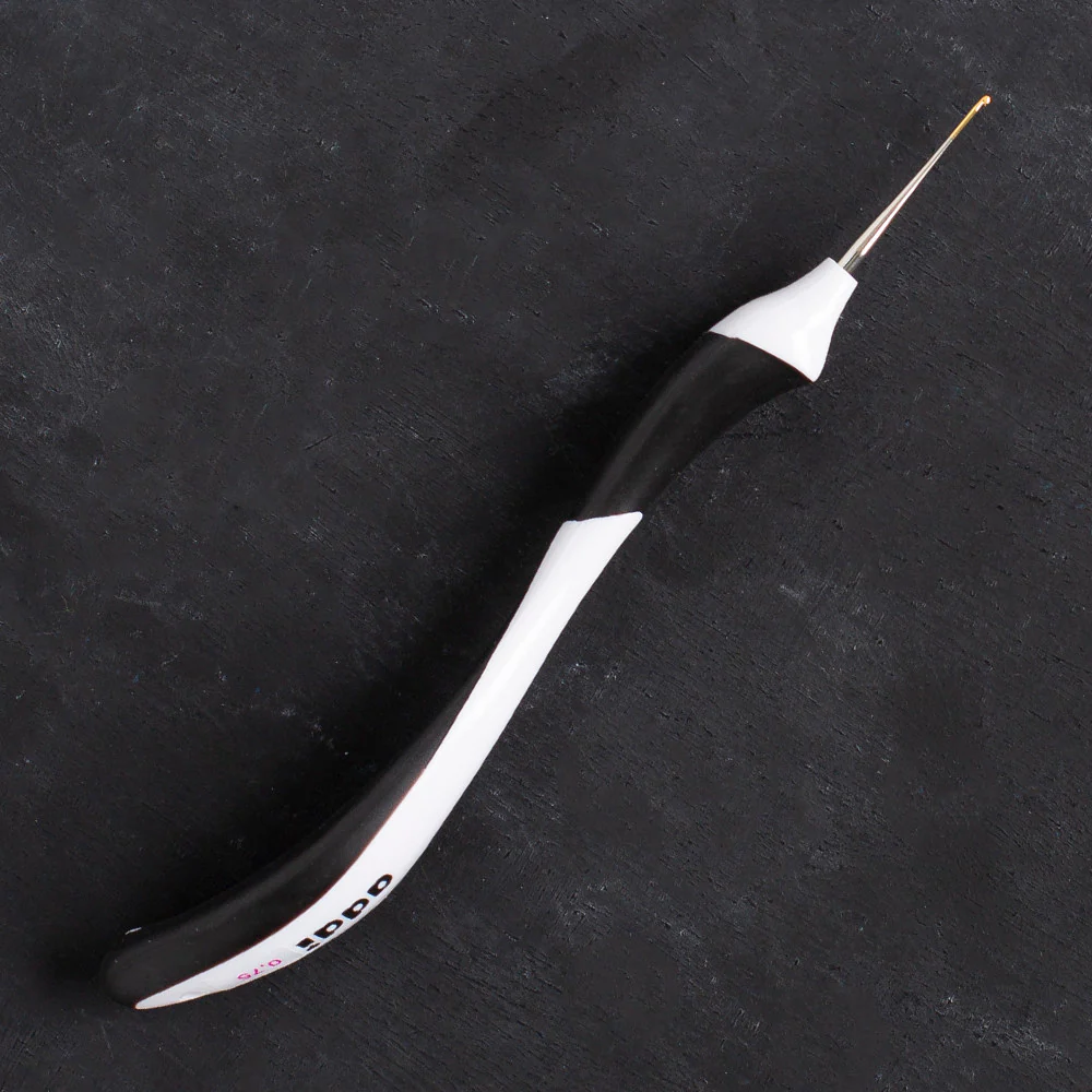 Addi Swing Mini No:17 0.75mm 16cm Ergonomic Crochet Hook - 145-7 - Image 2