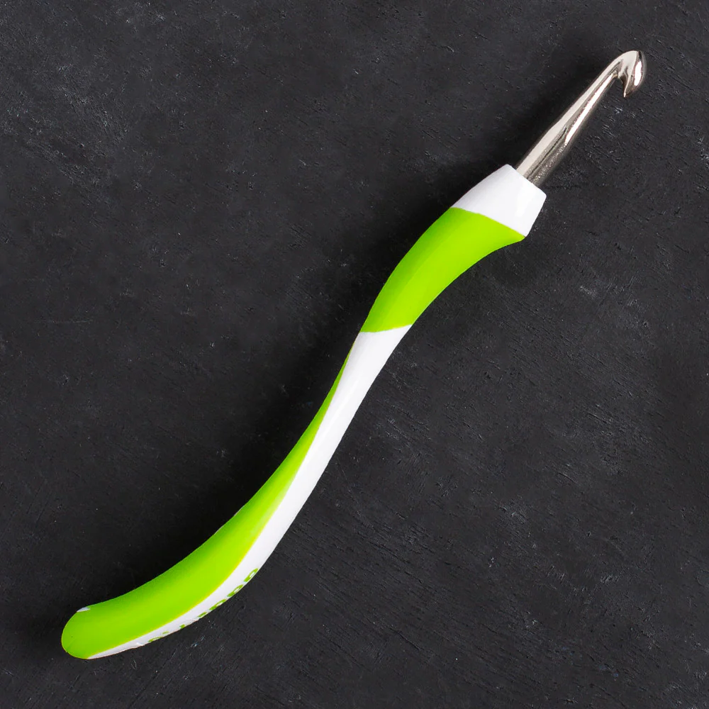Addi Swing 7mm 16cm Ergonomic Crochet Hook, Green - 140-7 - Image 2