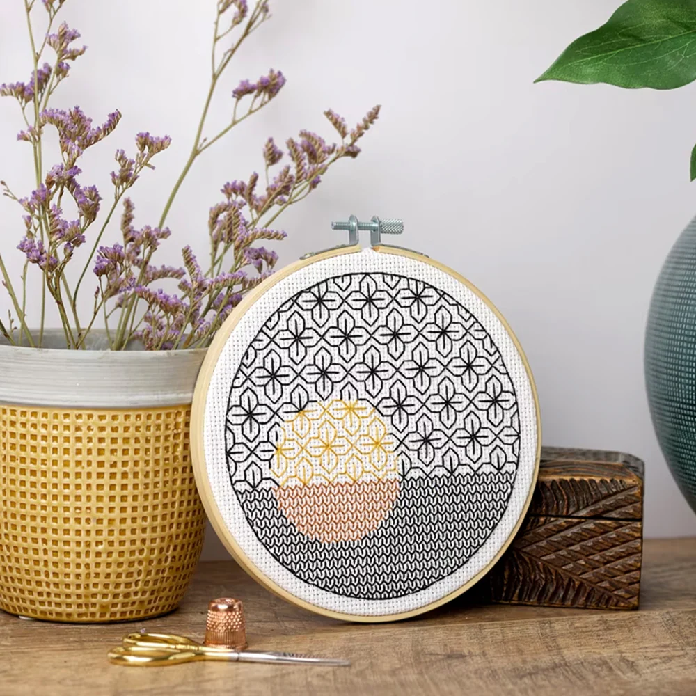 Anchor Blackwork Geometric Circles İşmele Embroidery Kit- ABW0003 - Image 3