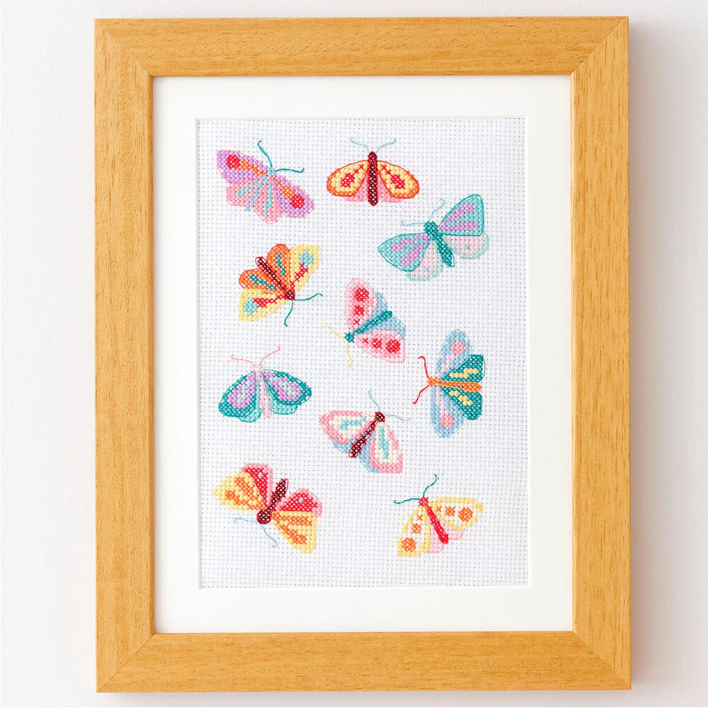 Anchor Embroidery Kit 16 x 23cm 6.30 x 9.05" DCX001 - Image 2