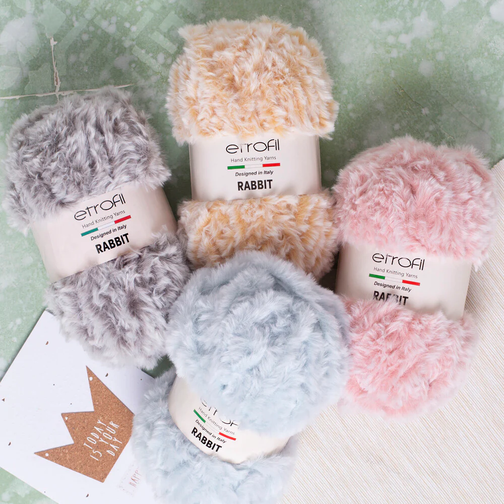 Etrofil Rabbit Fur Yarn, Blue/White - 70552 - Image 4