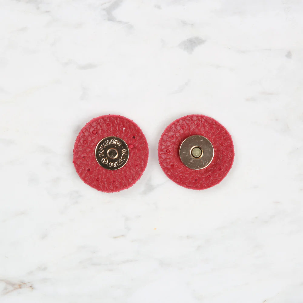 Knitme Round Magnet 4x4 cm Red BA-0059