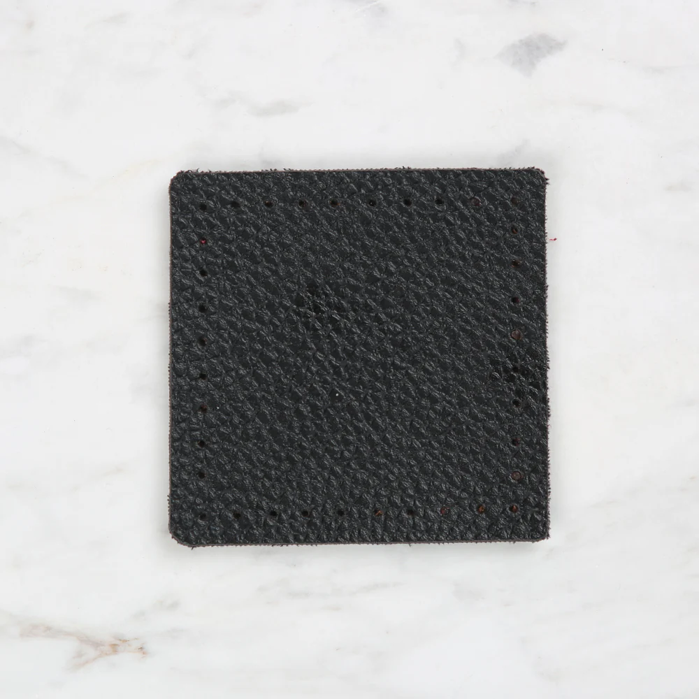 Knitme Square Leather 8x8 cm Black BA-0051