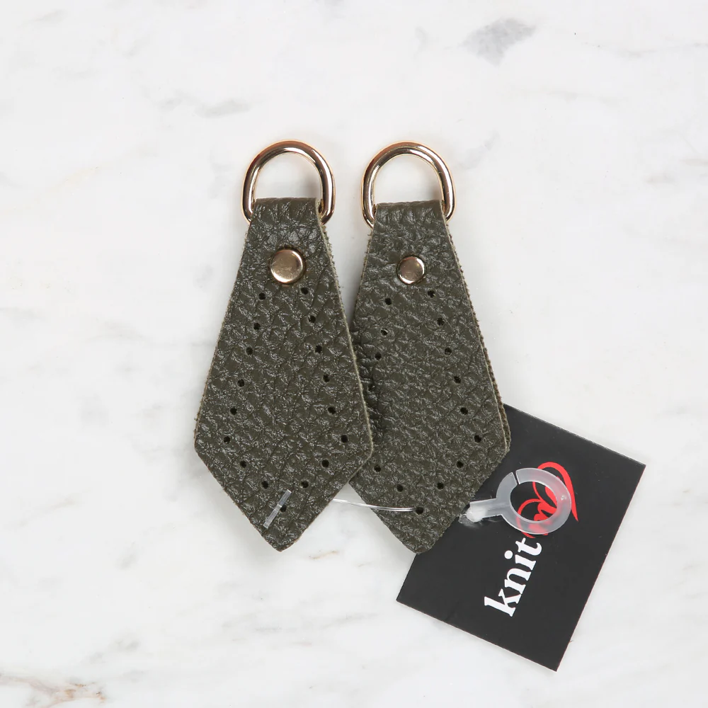 Knitme Triangle Insect 3.5x7 cm Khaki BA-0039