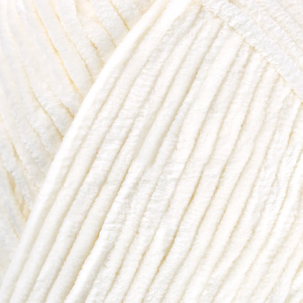 La Mia Elegance Fine Velvet Hand Knitting Yarn,Cream - L910 - Image 2