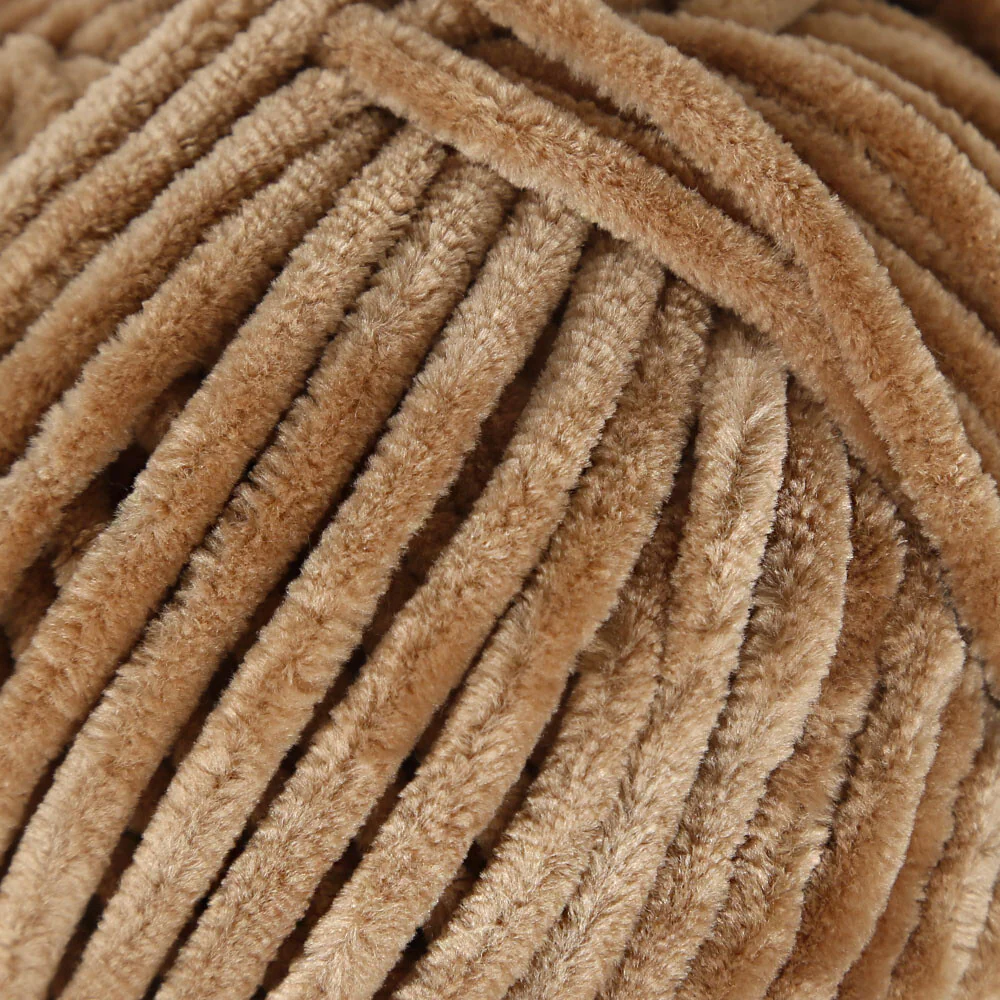 La Mia Mellow Chenille Yarn, Brown - 922 - Image 2
