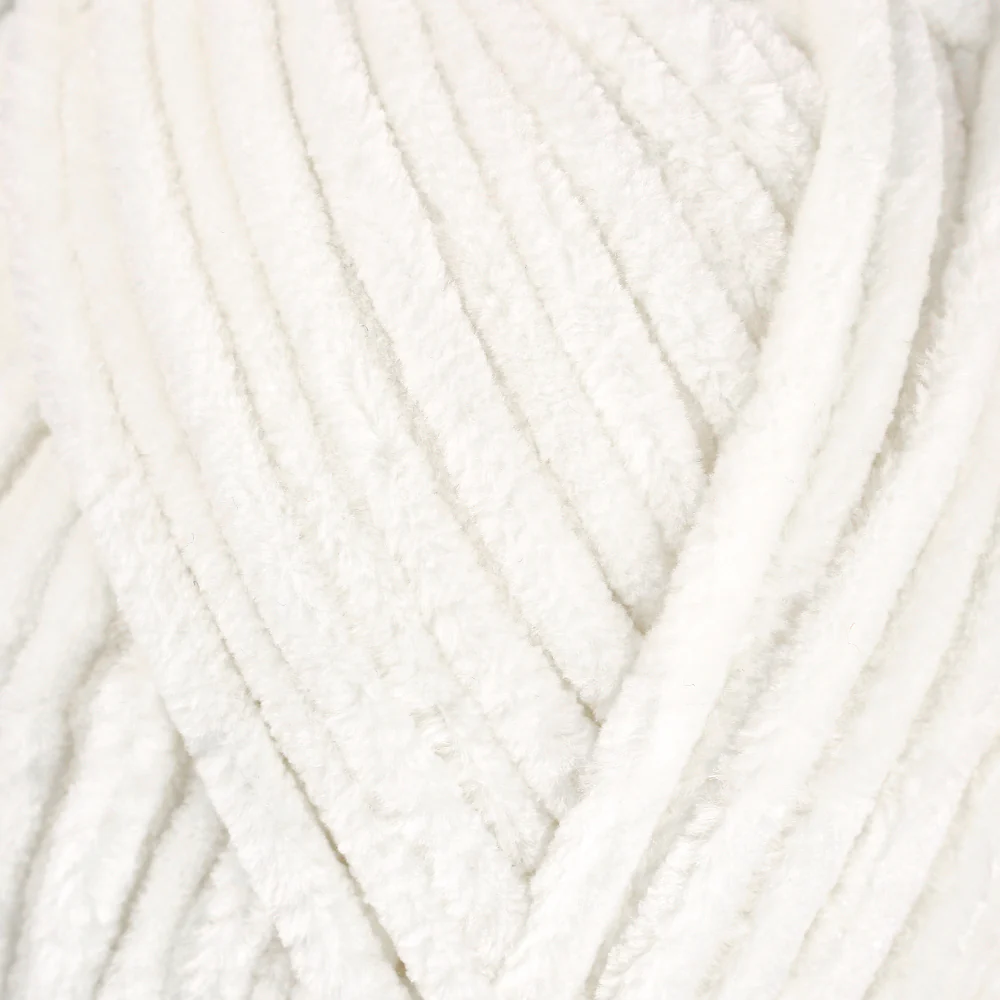 La Mia Mellow Chenille Yarn, Cream - 910 - Image 2