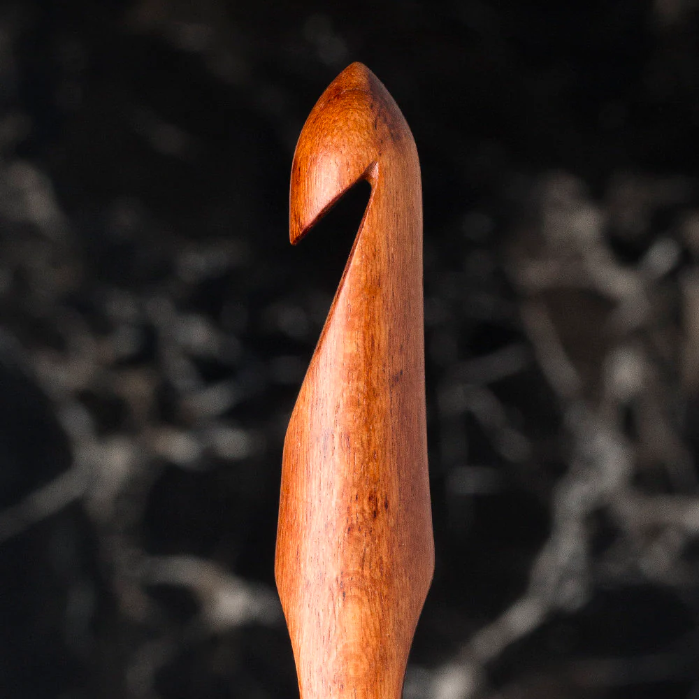 La Mia Rosewood 10 mm 15.5 cm Wooden Crochet Hook - Image 2