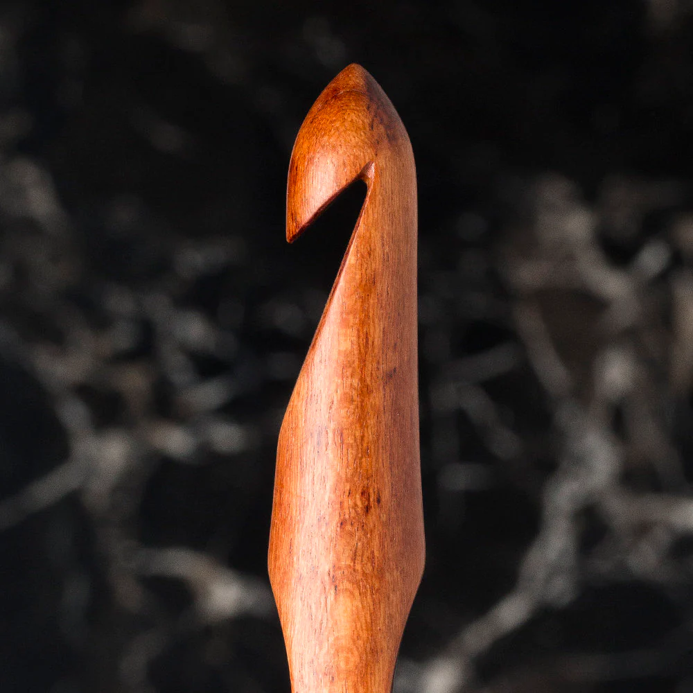 La Mia Rosewood 12 mm 15.5 cm Wooden Crochet Hook - Image 2