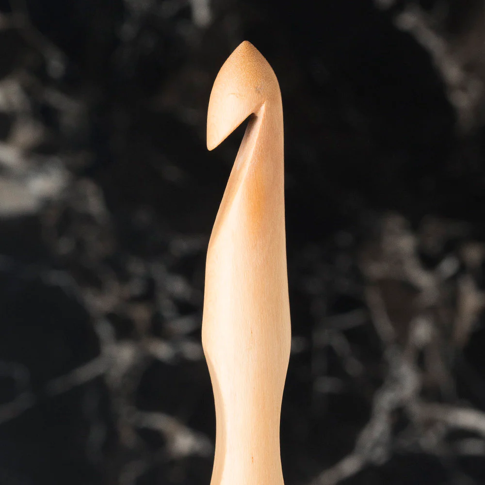 La Mia Whitewood 10 mm 15.5 cm Wooden Crochet Hook - Image 2
