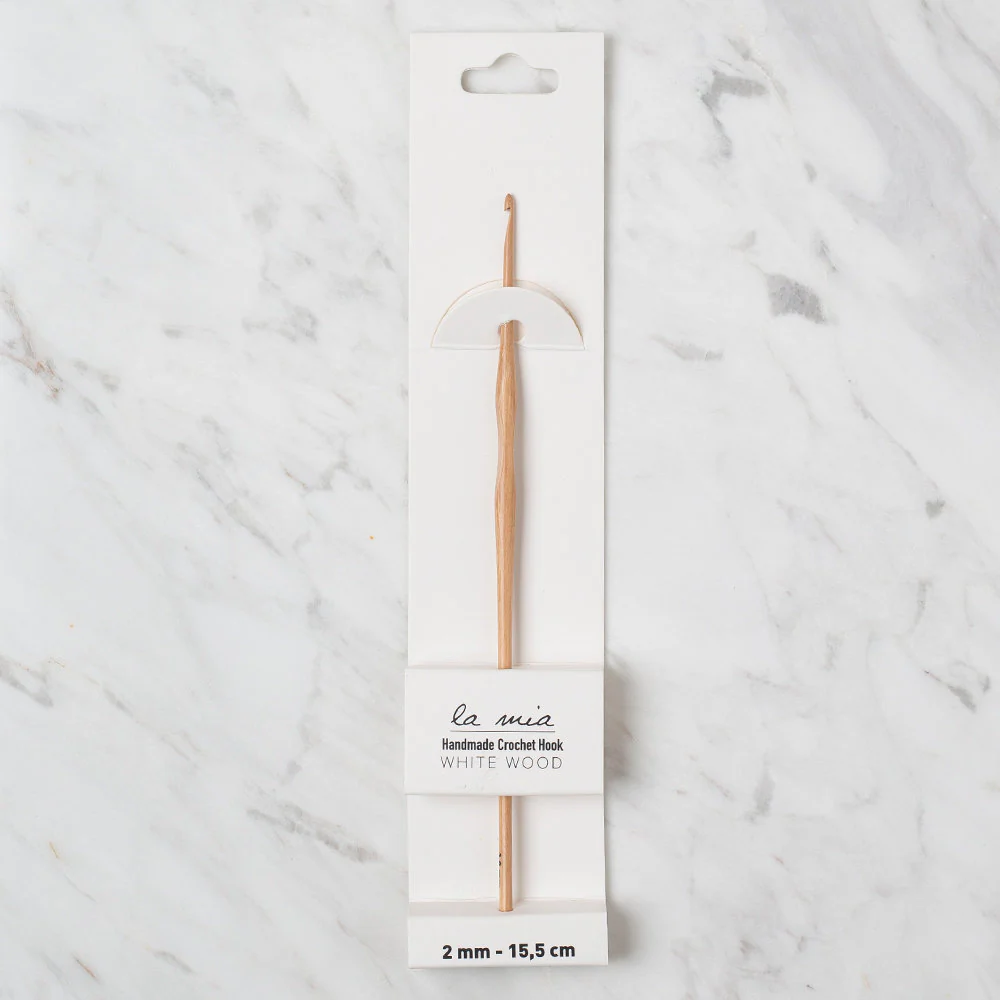 La Mia Whitewood 2 mm 15.5 cm Wooden Crochet Hook