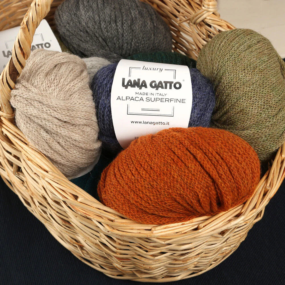 Lana Gatto Alpaca Superfine, Brown - 8479 - Image 3