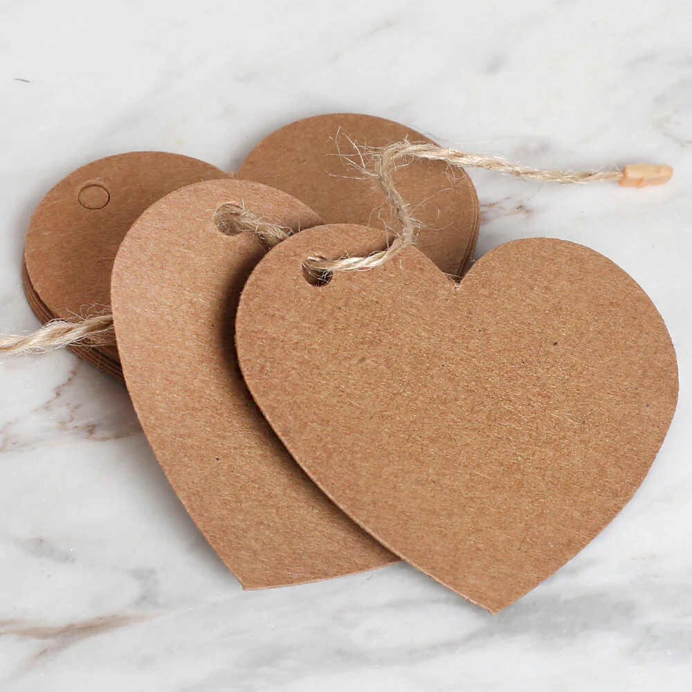 Loren 10 pcs Heart Shaped Craft Tag and Clip-On Tag Thread