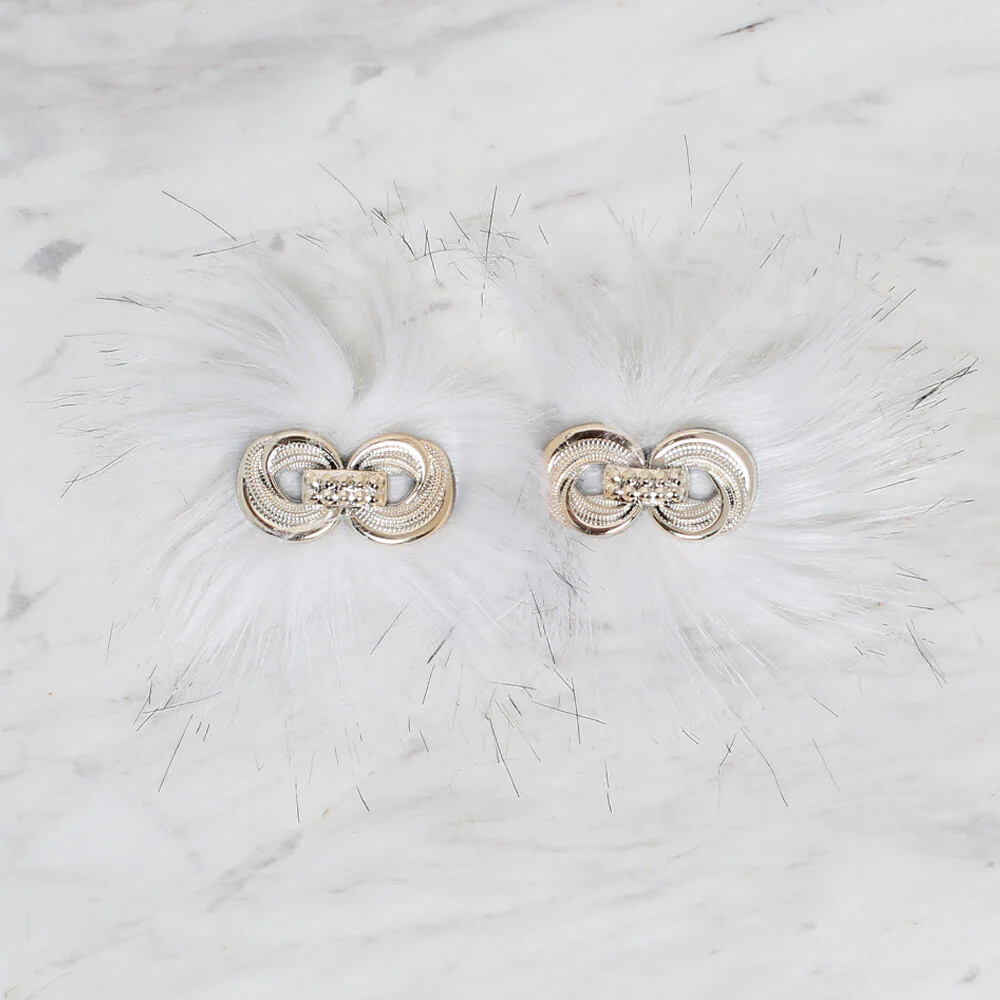 LOREN 2 PCS FAUX FUR FLUFFY SHOE CLIP, CREAM - Image 3