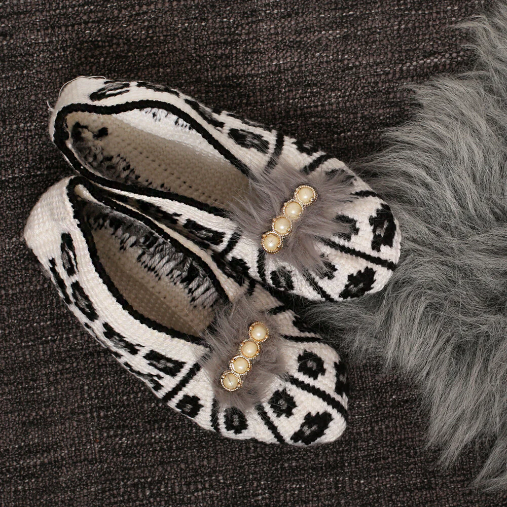 Loren 2 Pcs Faux Fur Fluffy Shoe Clip, Khaki Green - Image 3
