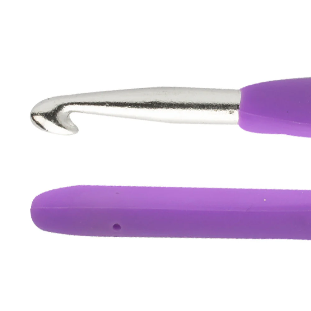 Loren 7 mm Soft Handled Crochet Hook, Purple - Image 2