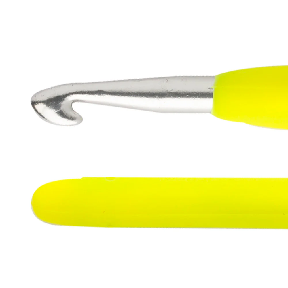 Loren 8 mm Soft Handled Crochet Hook, Yellow - Image 2