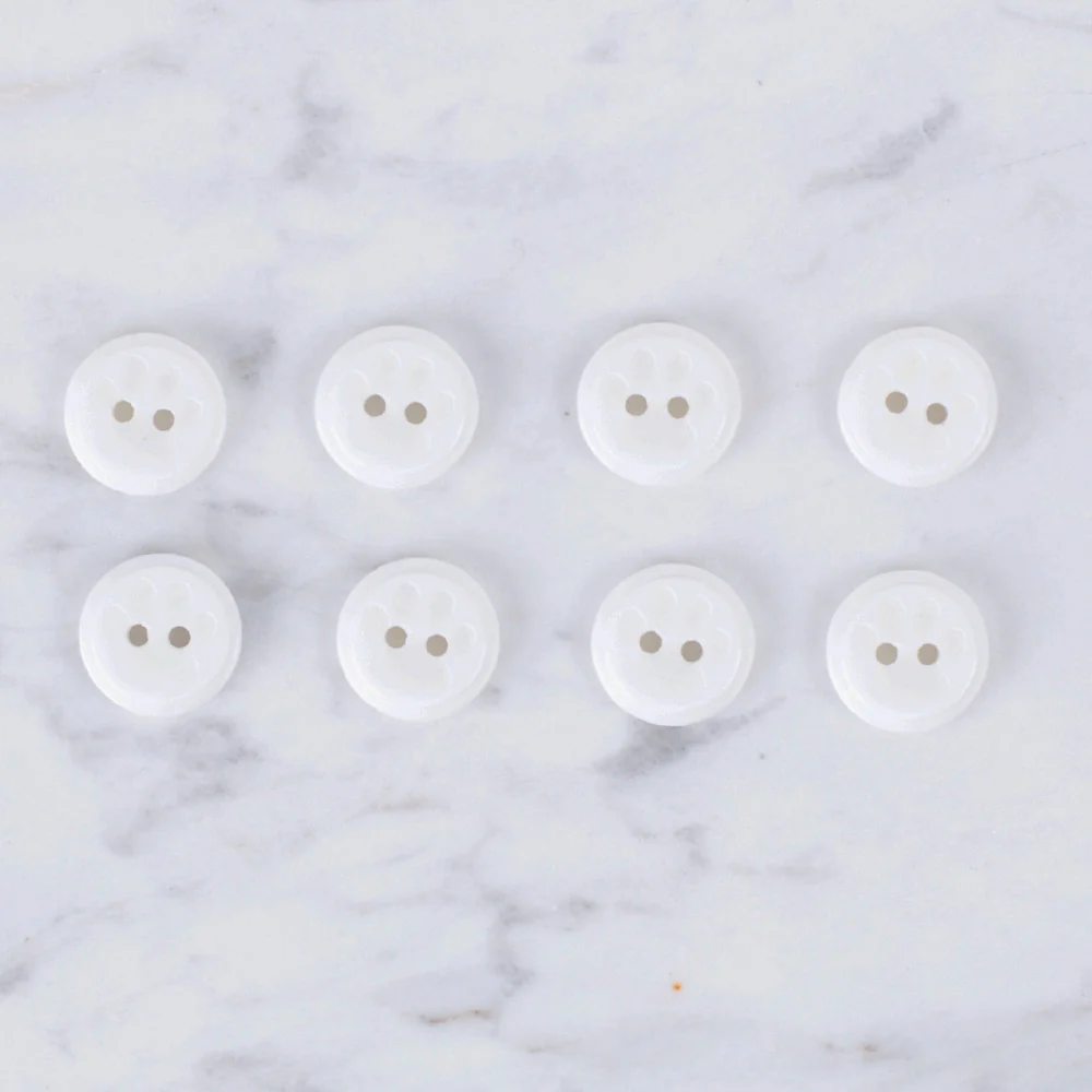 Loren Crafts 8 Pack Footprint Button, White - 0616