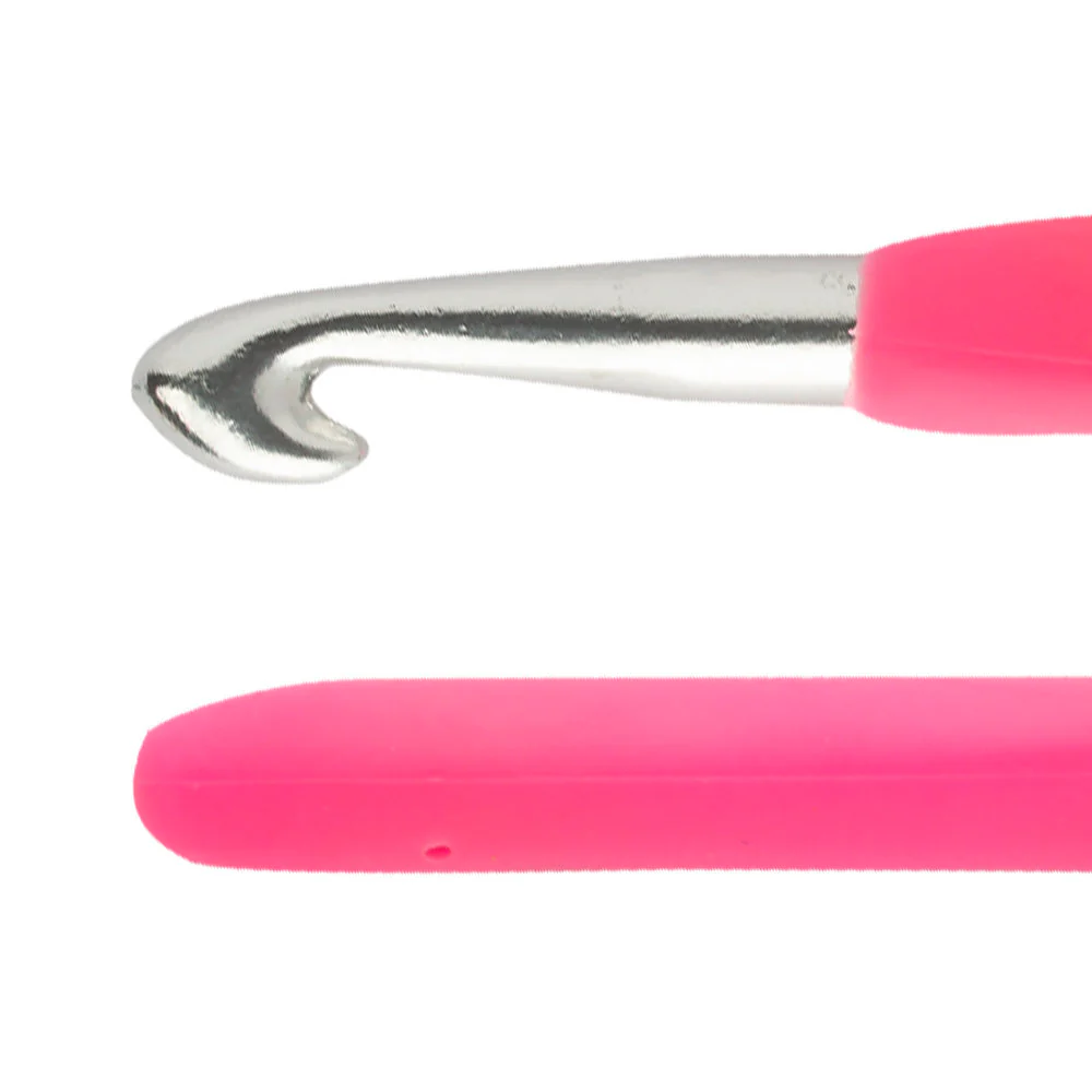 Loren 9 mm Soft Handled Crochet Hook, Pink - Image 2