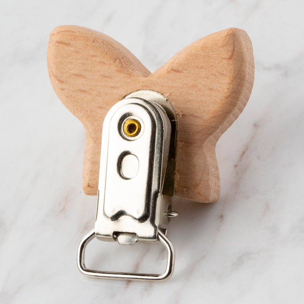 Loren Butterfly Shaped Wooden Pacifier Clip - Image 2