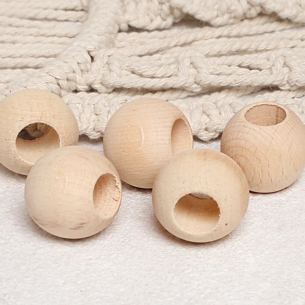 Loren Crafts 5 pcs 32mm Raw Wooden Bead, Round - Image 2