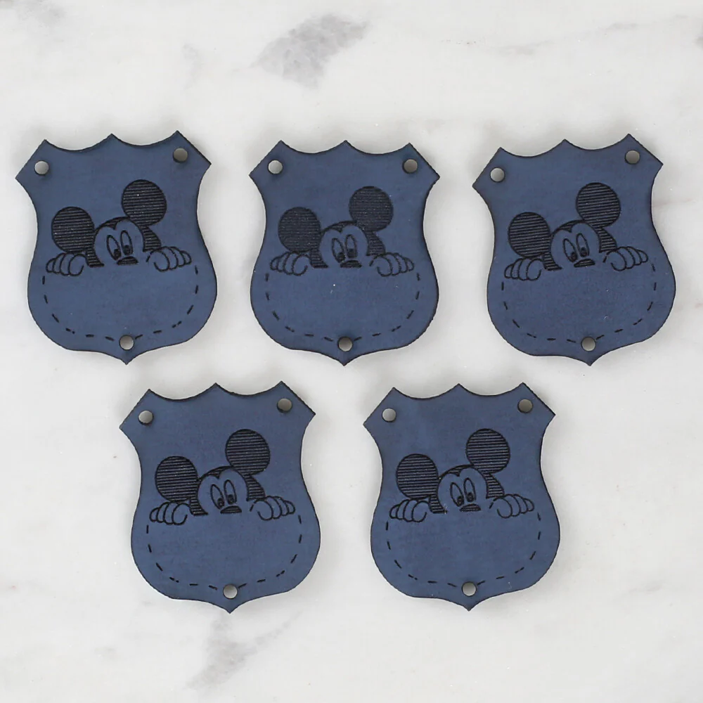 Loren Crafts 5 Pcs Patterned Leather Badge - 1577