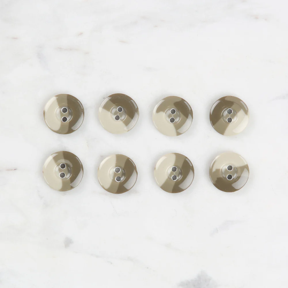 Loren Crafts 8 Pack Button, Brown  - 1140 - Image 2