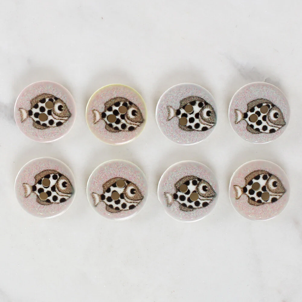 Loren Crafts 8 Pack Fish Patterned Button - 1164 - Image 2