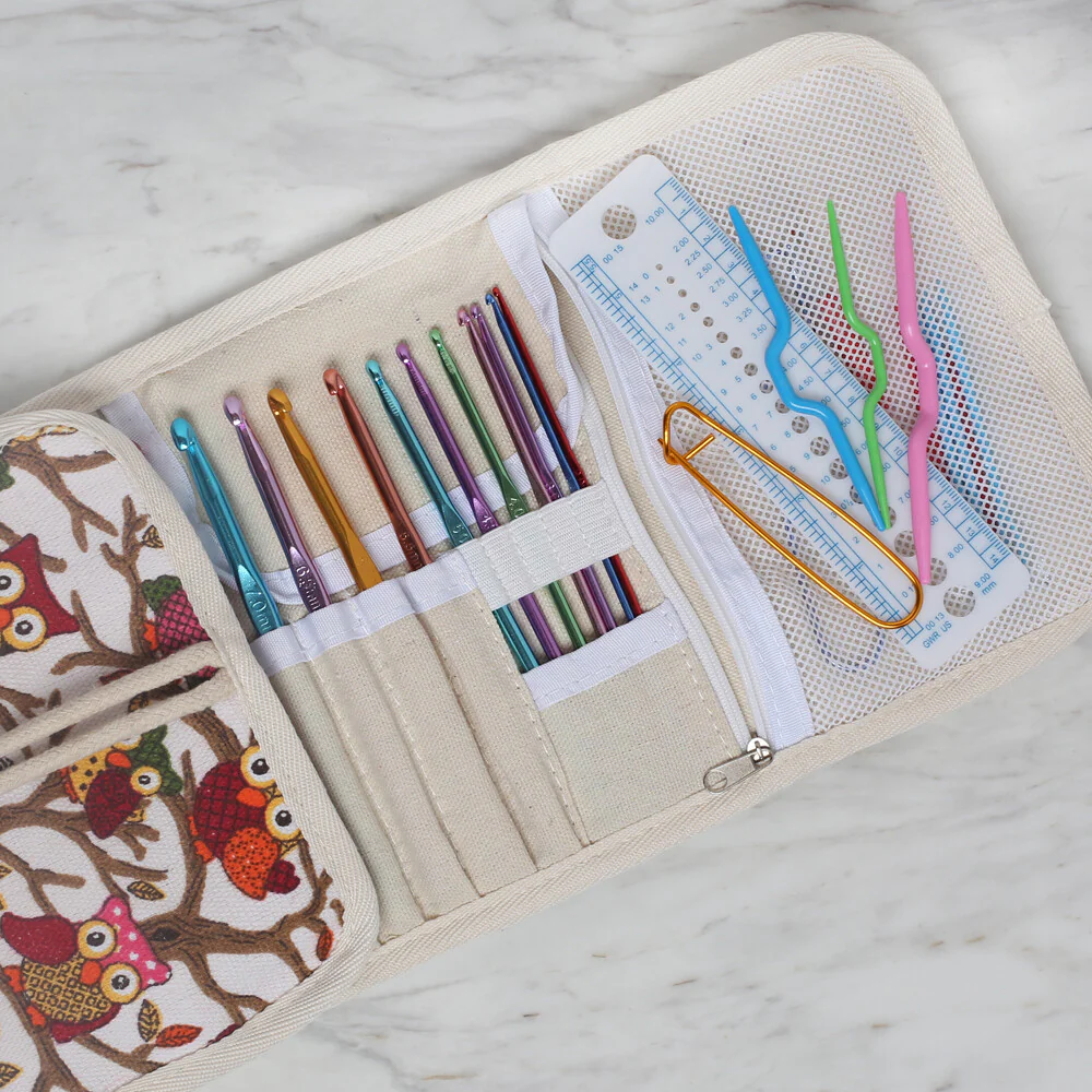 Loren Crochet Hook Set with Owl Patterned Bag - Image 3