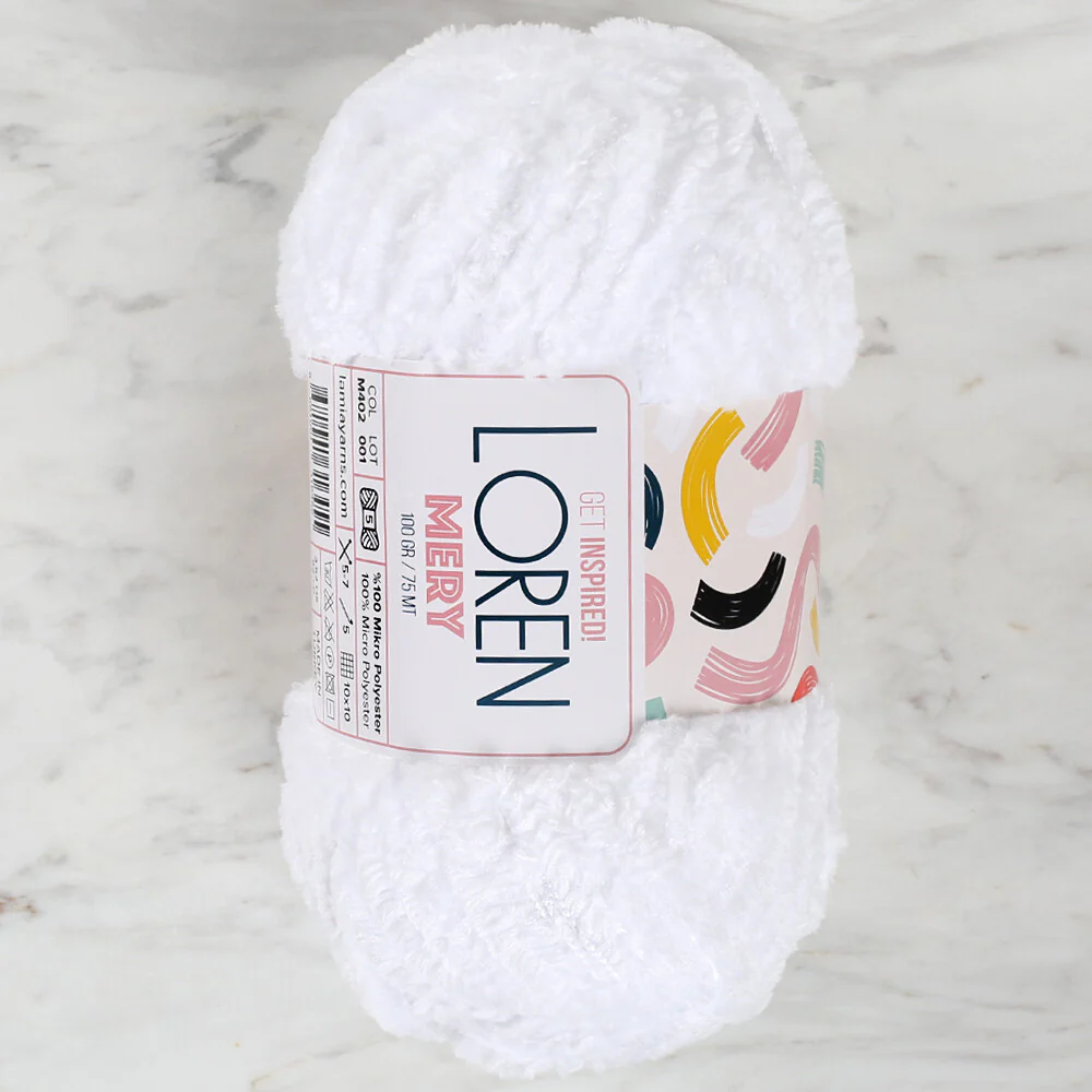 Loren Mery Yarn, White - M402