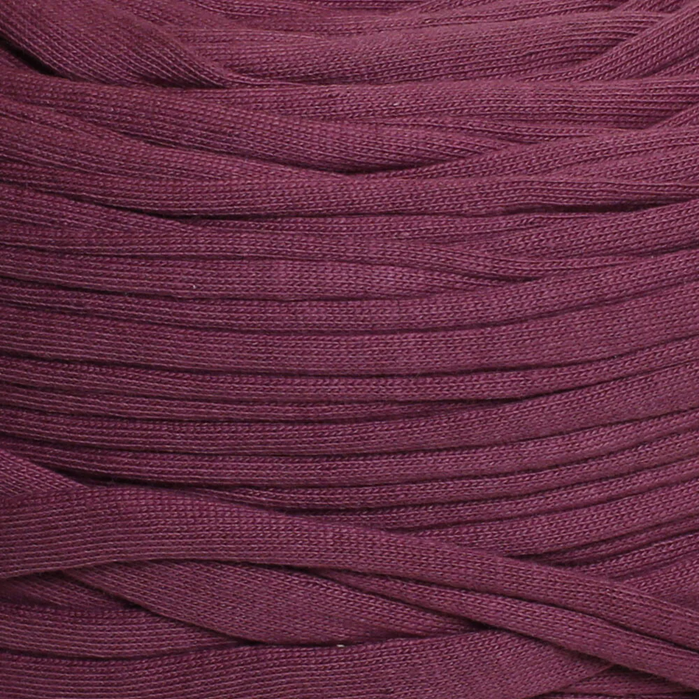 Loren T-Shirt Yarn, Cherry Red - 104 - Image 2