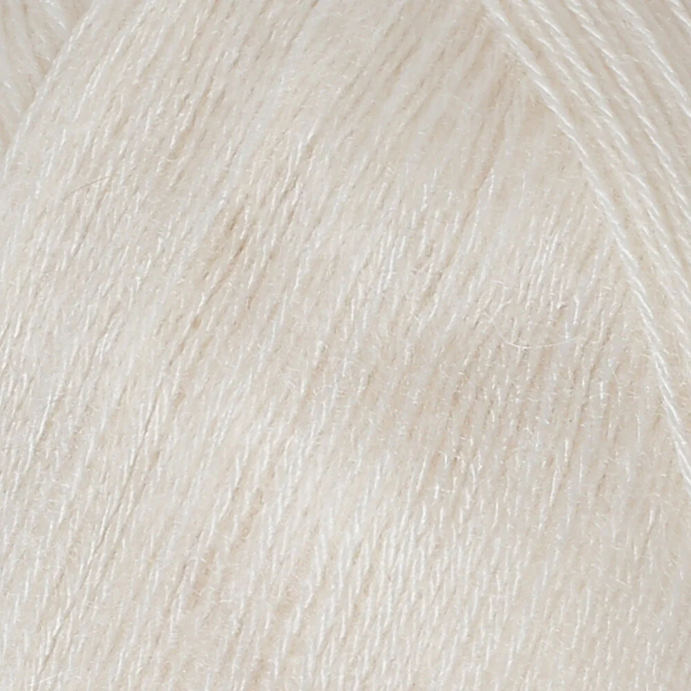 Madame Tricote Paris Angora Knitting Yarn, Cream - 004 - Image 2