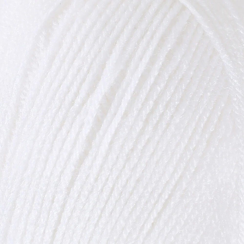 Madame Tricote Paris Star Yarn, White - 100 - Image 2