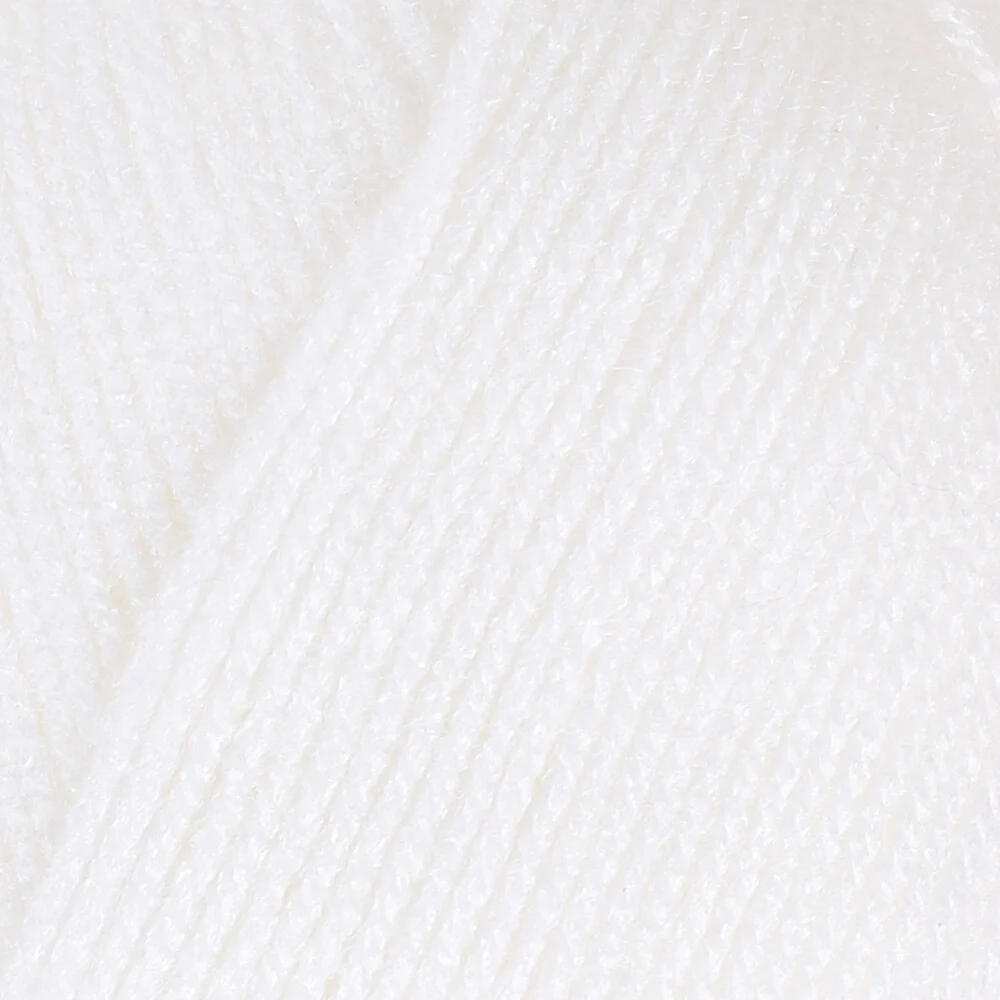 Madame Tricote Paris Star Yarn, White - 111 - Image 2