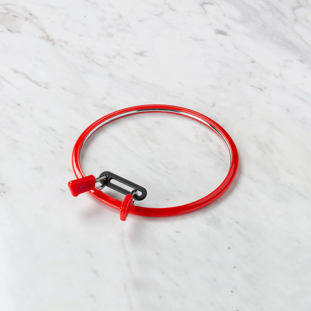 Nurge Metal Spring Tension Ring with Red Plastic Frame Embroidery Hoop, 126 mm - Image 3