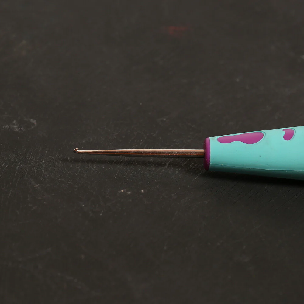 Pony No.12 1,0 mm 13 cm Metal Lace Crochet Hook with Soft Ergonomic Handle - 59603 - Image 3