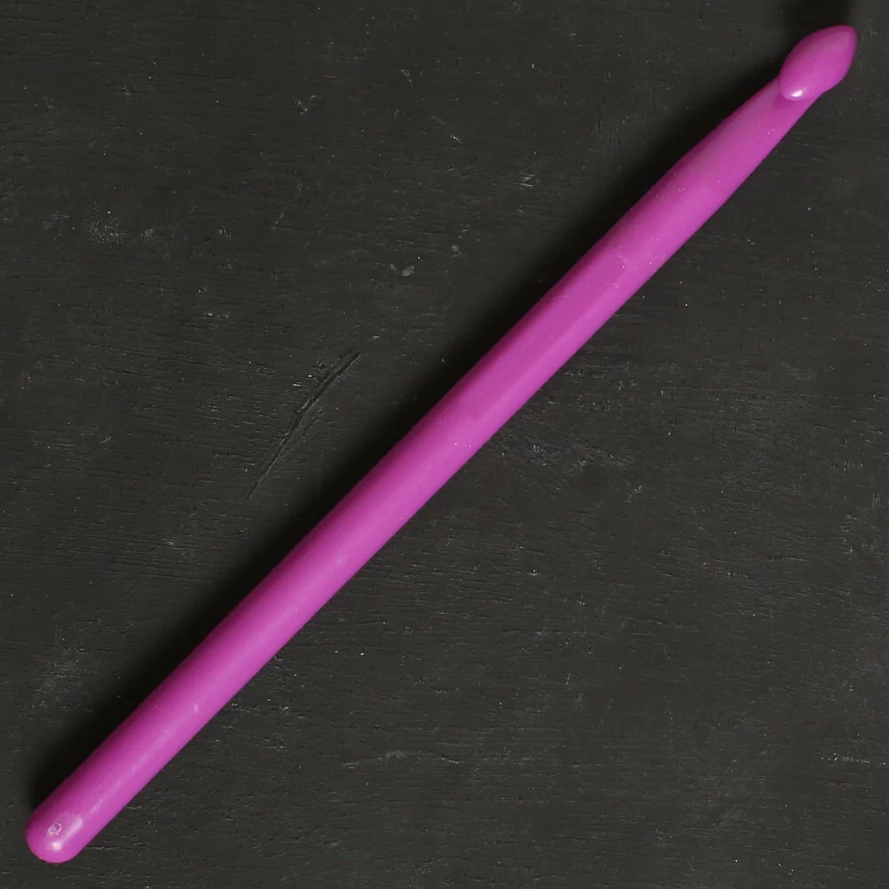 Pony Colour 8 mm 15 cm Plastic Crochet Hook, Purple - 44367 - Image 2
