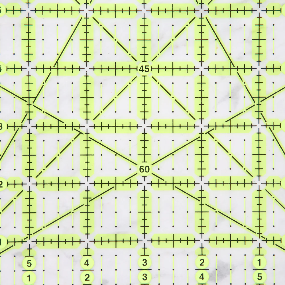 Prym Patchwork Ruler 30 cm x 15 cm - Image 2