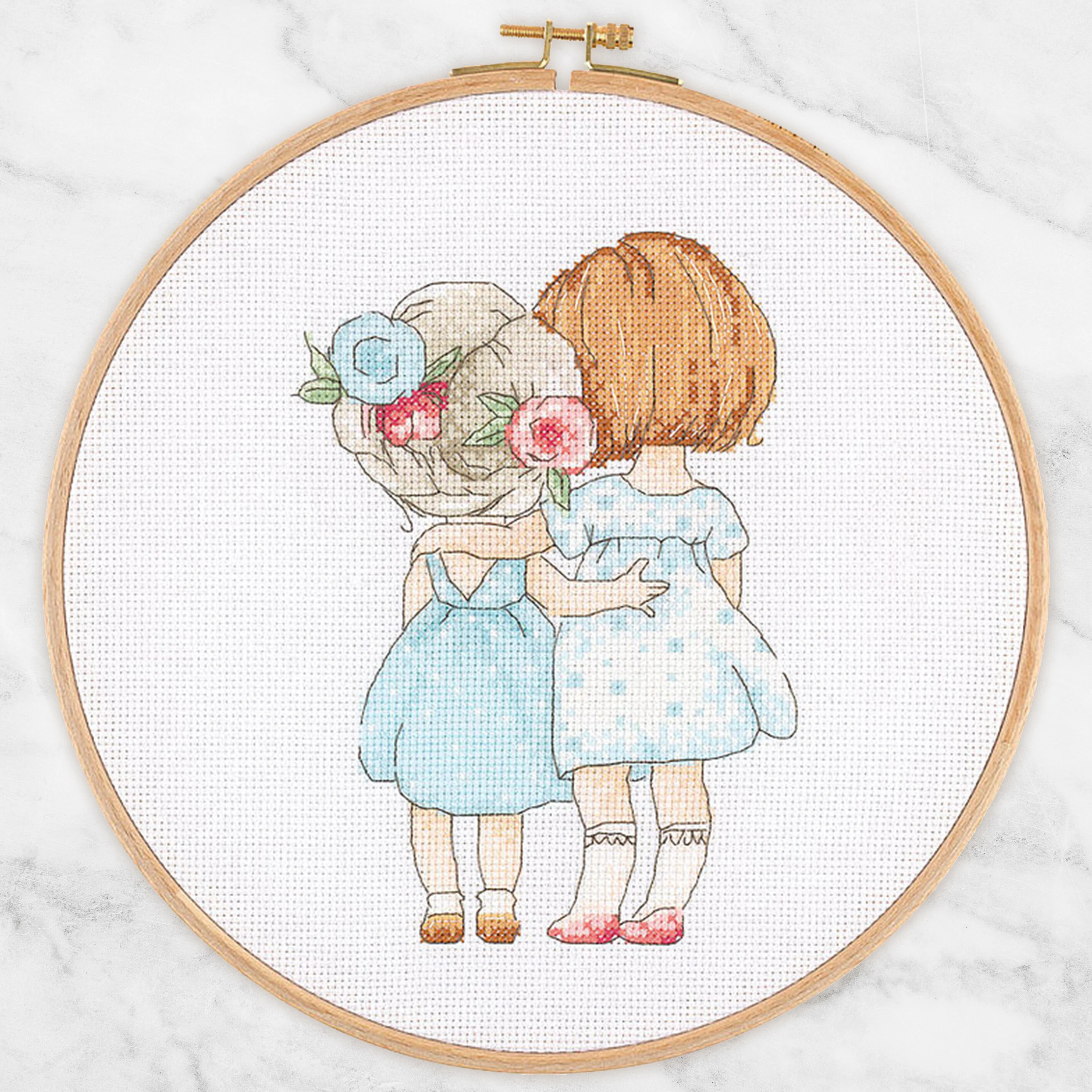 Tuva Cross Stitch Kit, Best Friends - E2605 - Image 2