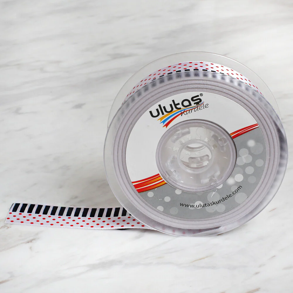 Ulutaş 2.5 cm 20 m Patterned Satin Ribbon, Red and Black - Image 2