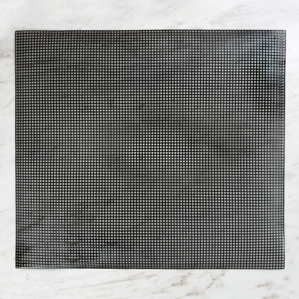Yabalı 41x37 cm Black Plastic Canvas