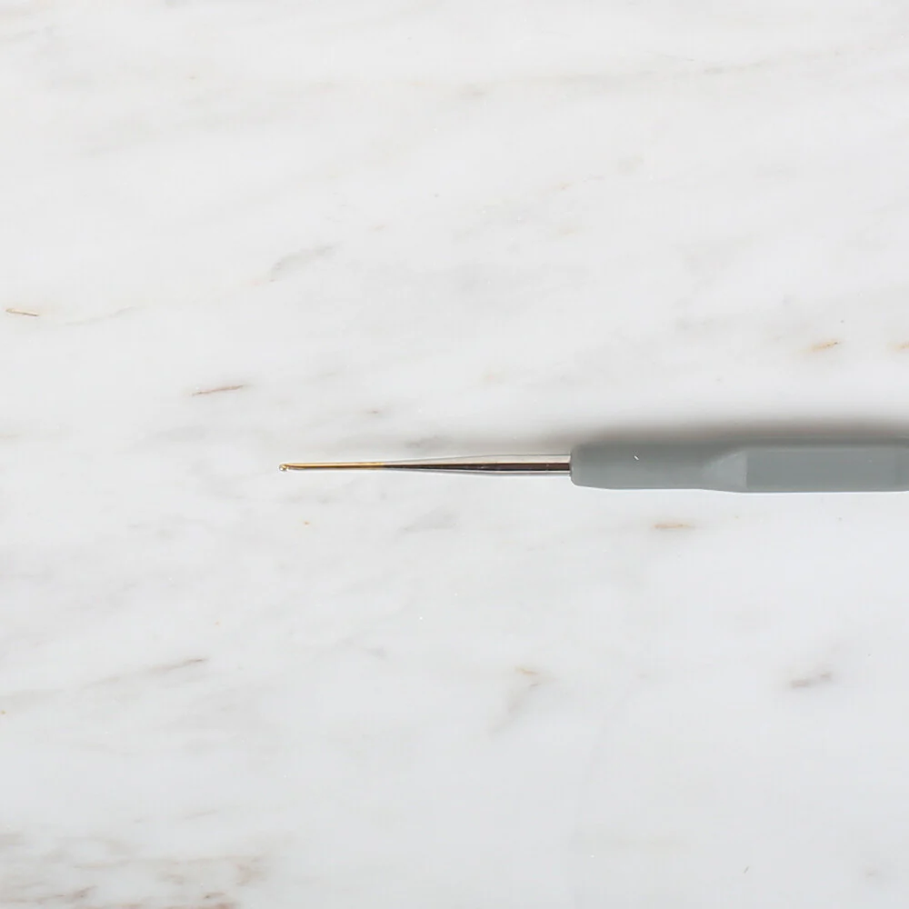Yabalı Golden Tip Elastic Handle No. 20 0.60mm Crochet Hook, Grey - Image 2