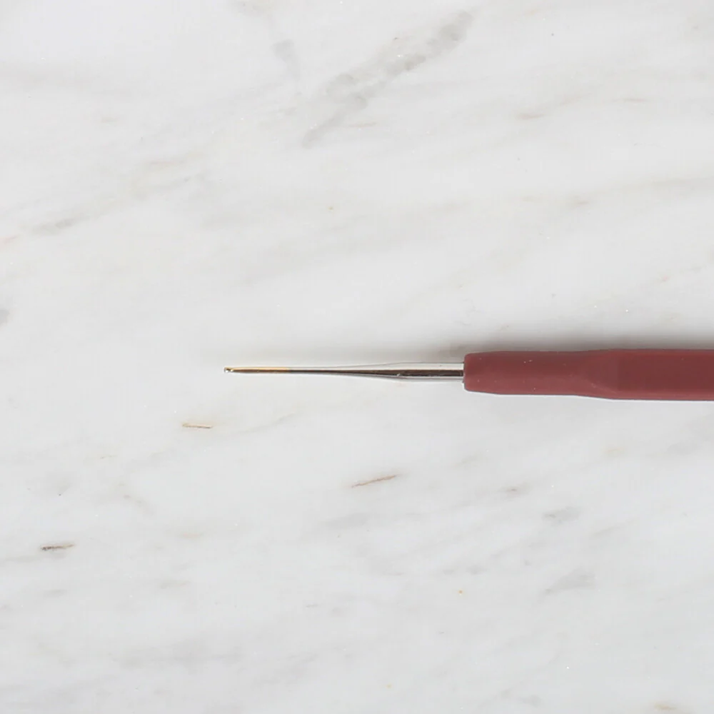 Yabalı Golden Tip Elastic Handle No. 22 0.50mm Crochet Hook, Claret - Image 2