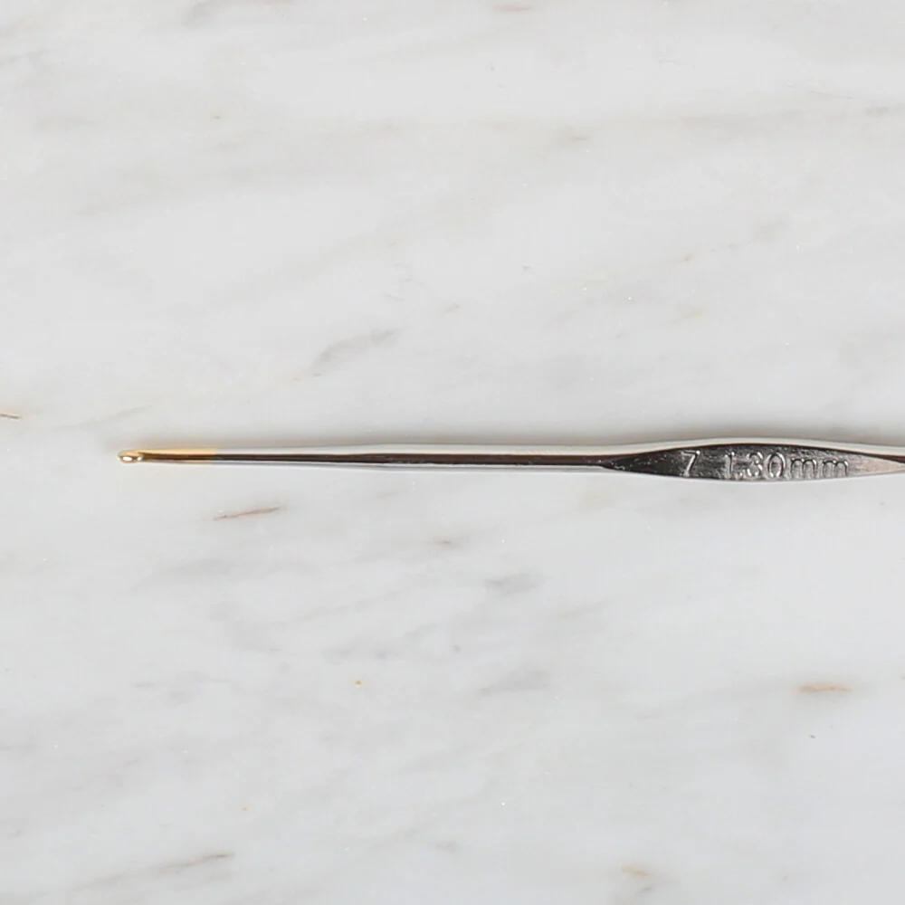 Yabalı Golden Tip Metal Handle No. 7 1.3mm Crochet Hook - Image 2